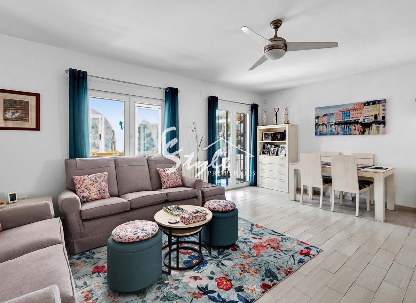 Resale - Villa - Pinar De Campoverde