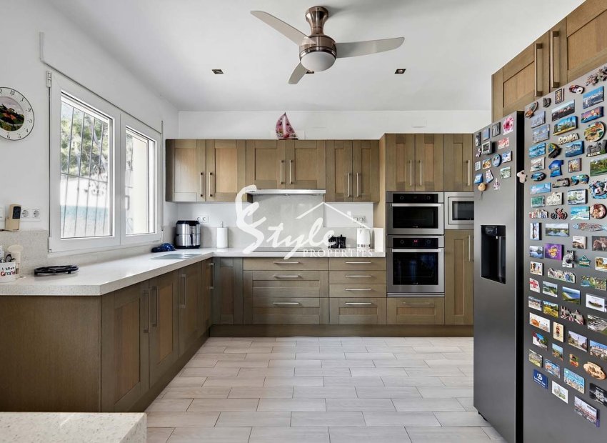 Resale - Villa - Pinar De Campoverde