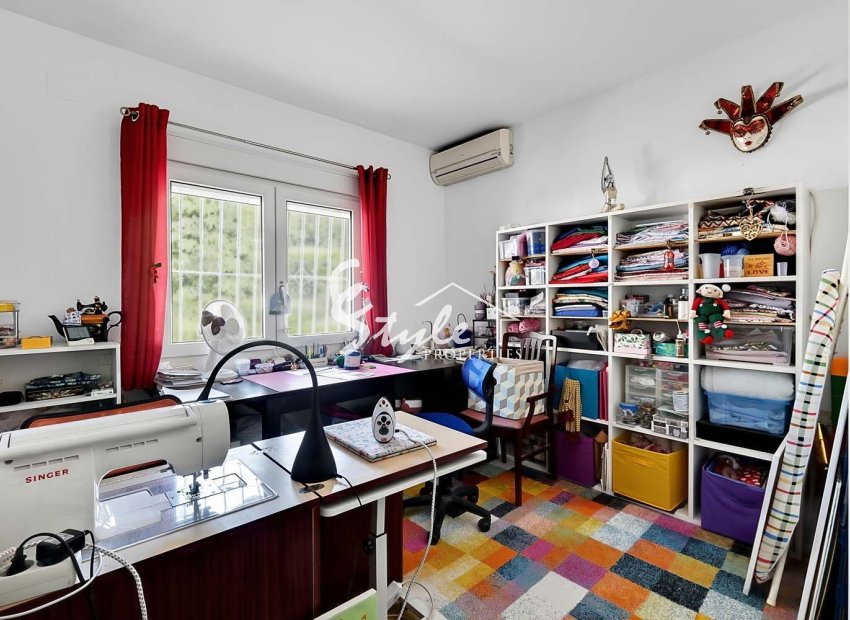 Resale - Villa - Pinar De Campoverde