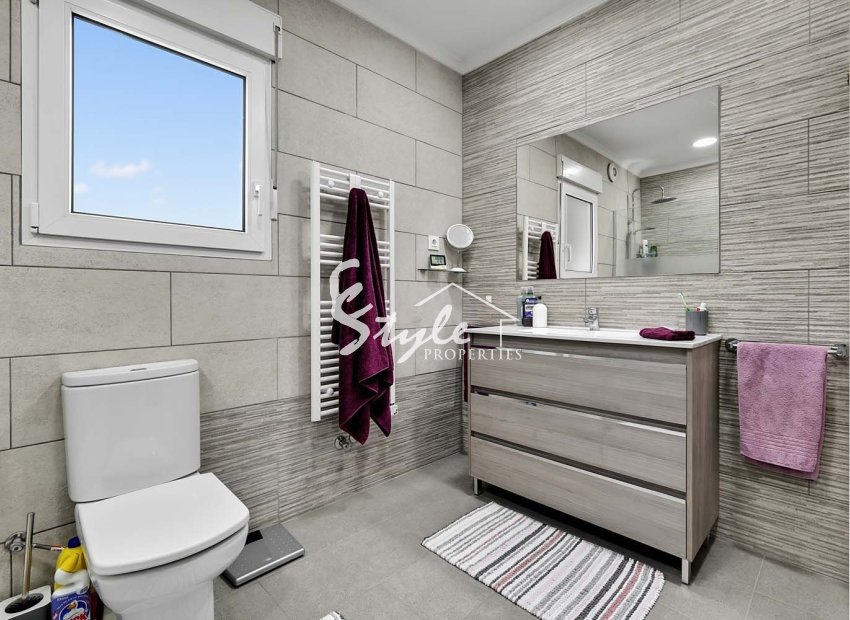 Resale - Villa - Pinar De Campoverde