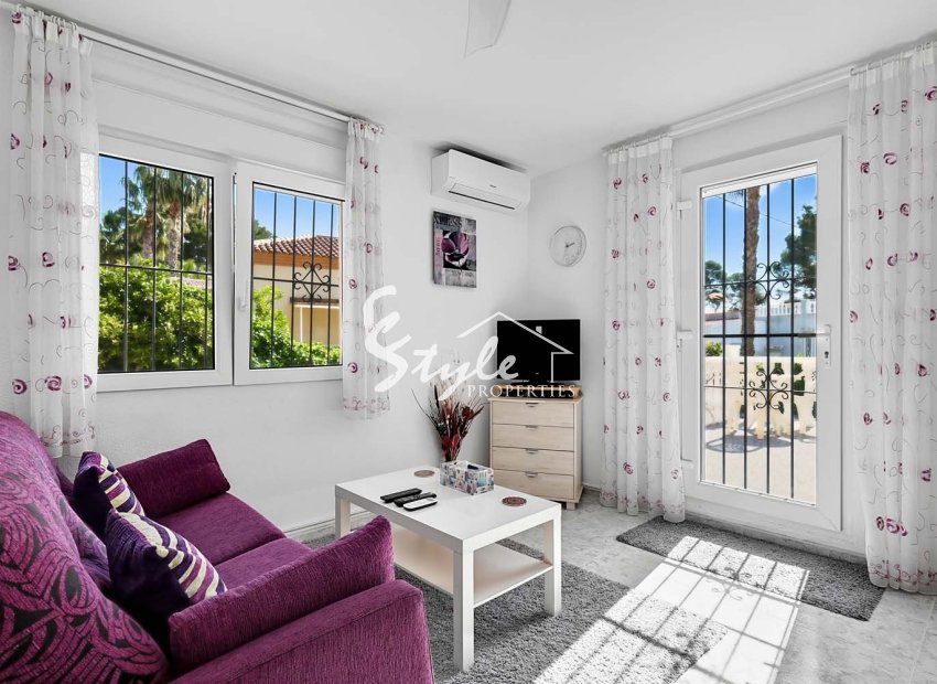 Resale - Villa - Pinar De Campoverde