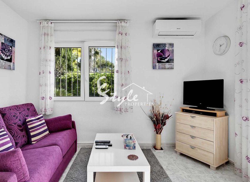 Resale - Villa - Pinar De Campoverde