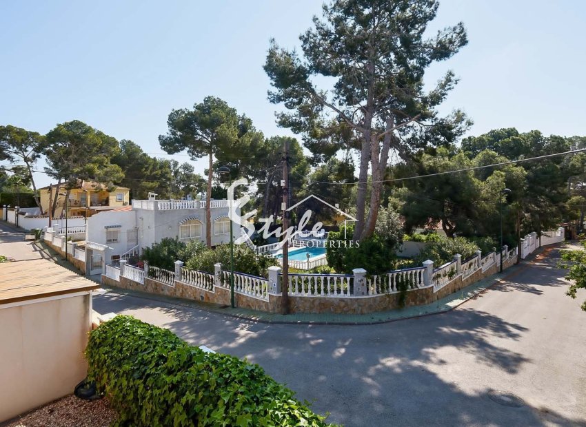 Resale - Villa - Pinar De Campoverde