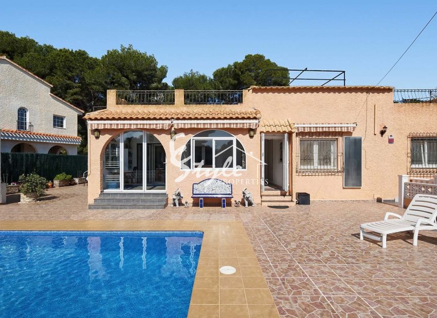 Resale - Villa - Pinar De Campoverde