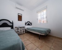 Resale - Villa - Playa Flamenca - Sportcentre