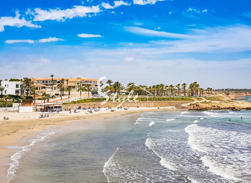 Resale - Villa - Playa Flamenca - Sportcentre