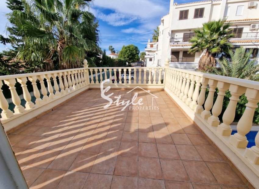 Resale - Villa - Playa Flamenca
