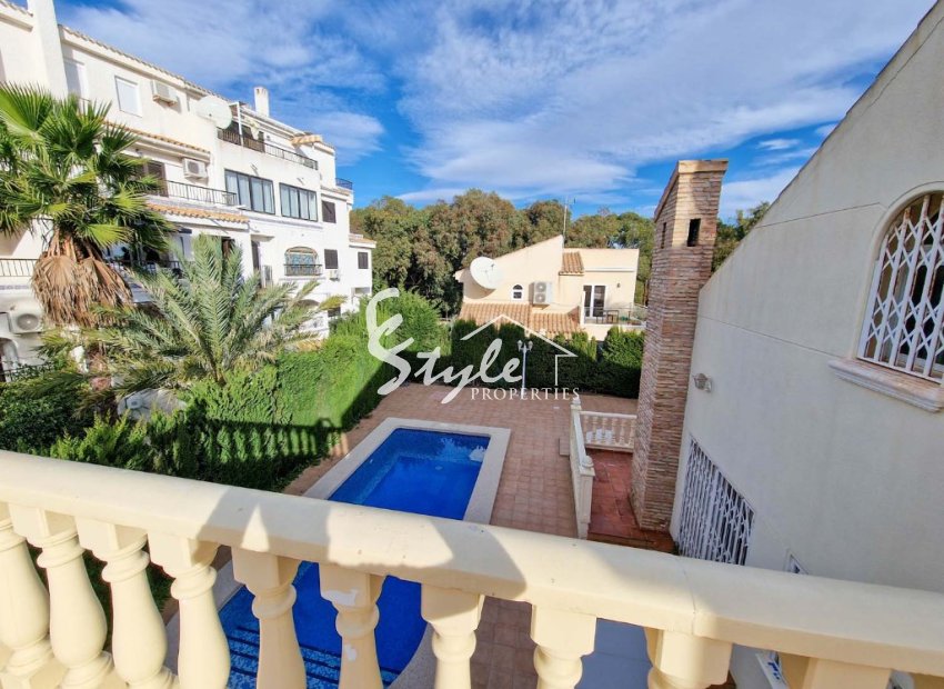 Resale - Villa - Playa Flamenca