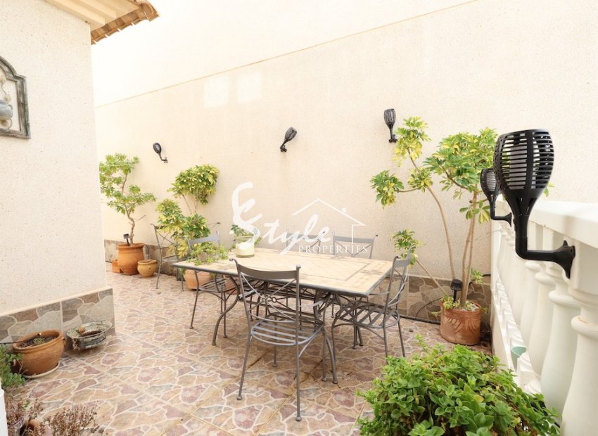 Resale - Villa - Playa Flamenca