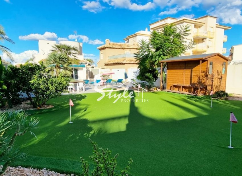 Resale - Villa - Playa Flamenca