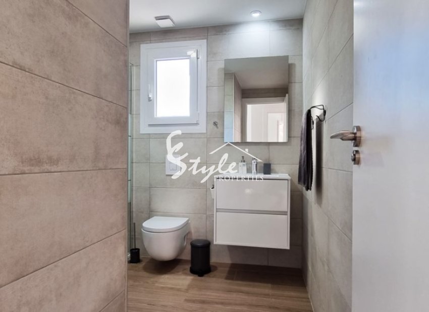 Resale - Villa - Playa Flamenca