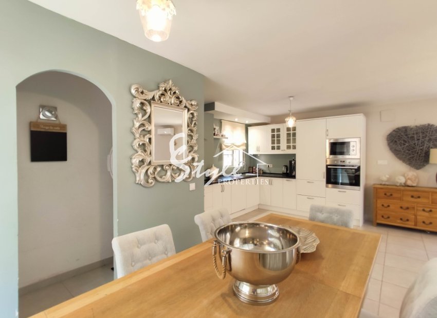 Resale - Villa - Playa Flamenca