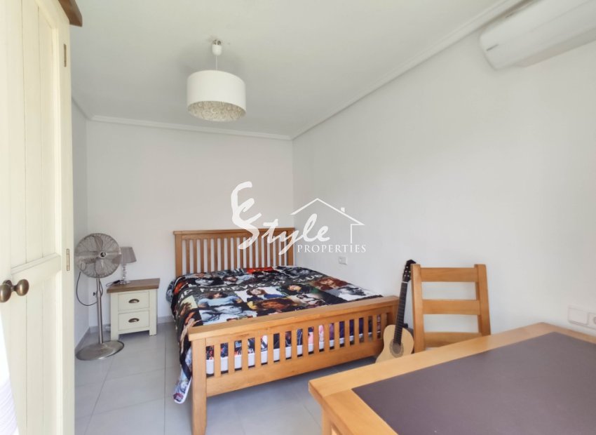 Resale - Villa - Playa Flamenca