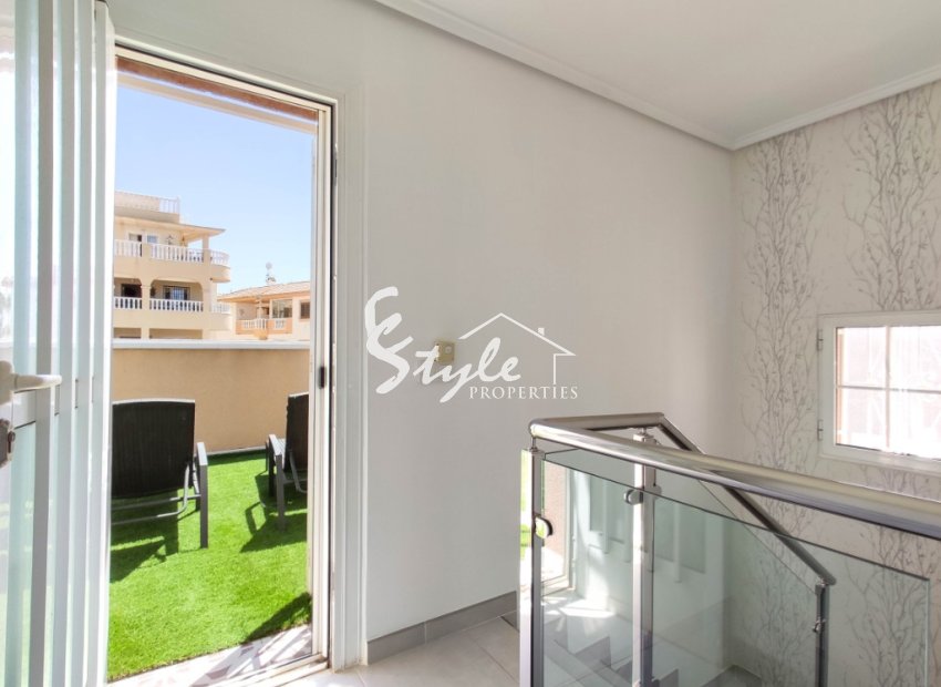 Resale - Villa - Playa Flamenca