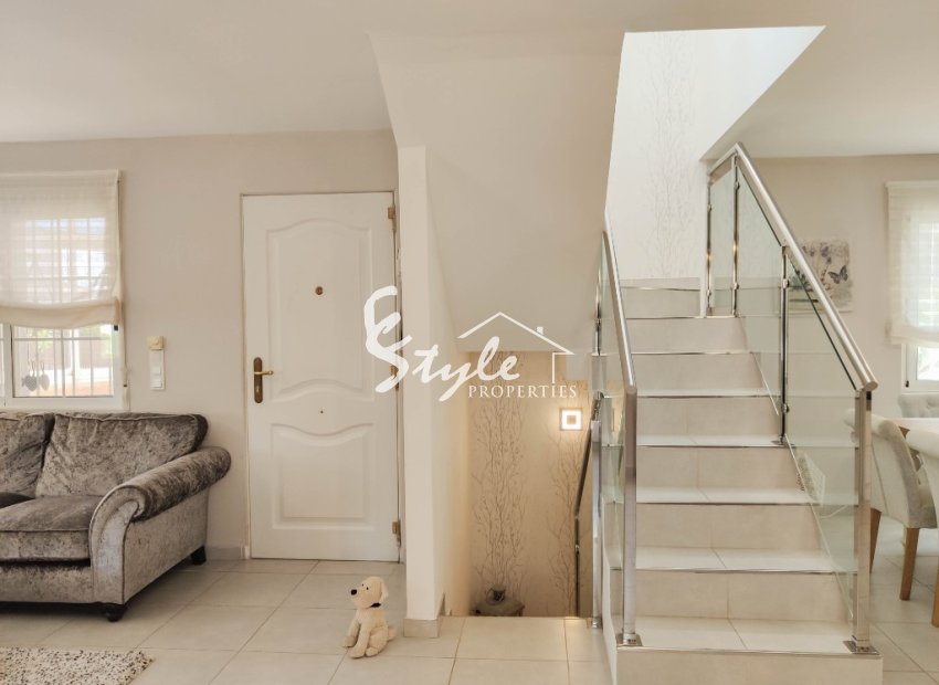 Resale - Villa - Playa Flamenca