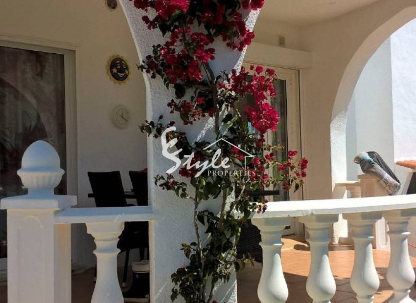 Resale - Villa - Playa Flamenca