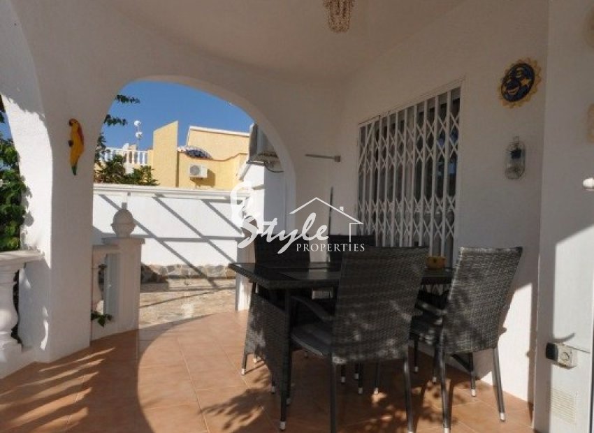 Resale - Villa - Playa Flamenca