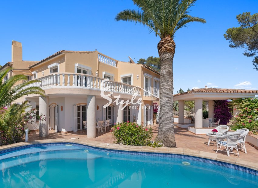 Resale - Villa - Port d'Andratx - Andratx