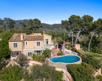 Resale - Villa - Port d'Andratx - Andratx