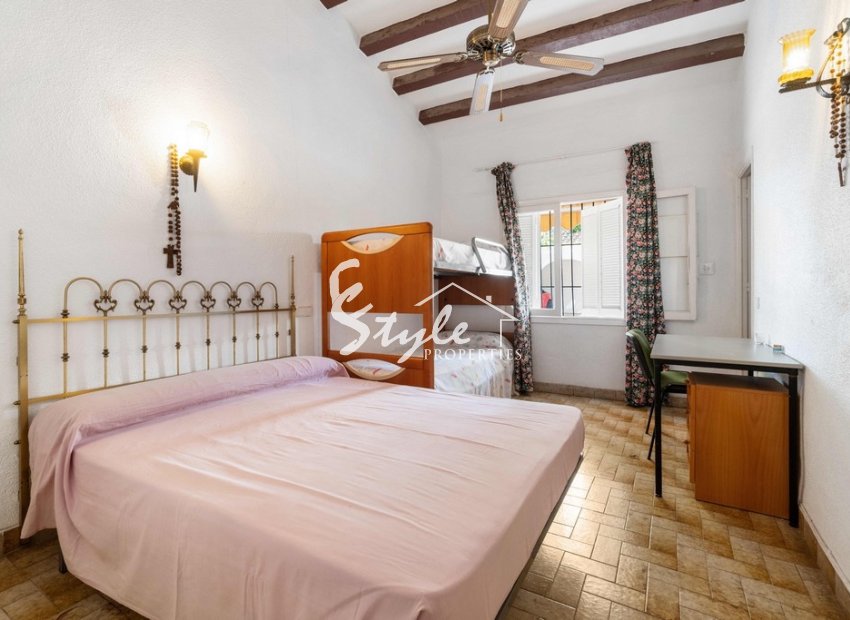 Resale - Villa - Punta Prima