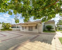 Resale - Villa - Punta Prima