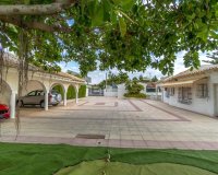 Resale - Villa - Punta Prima