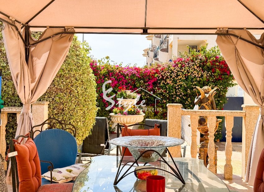 Resale - Villa - Punta Prima