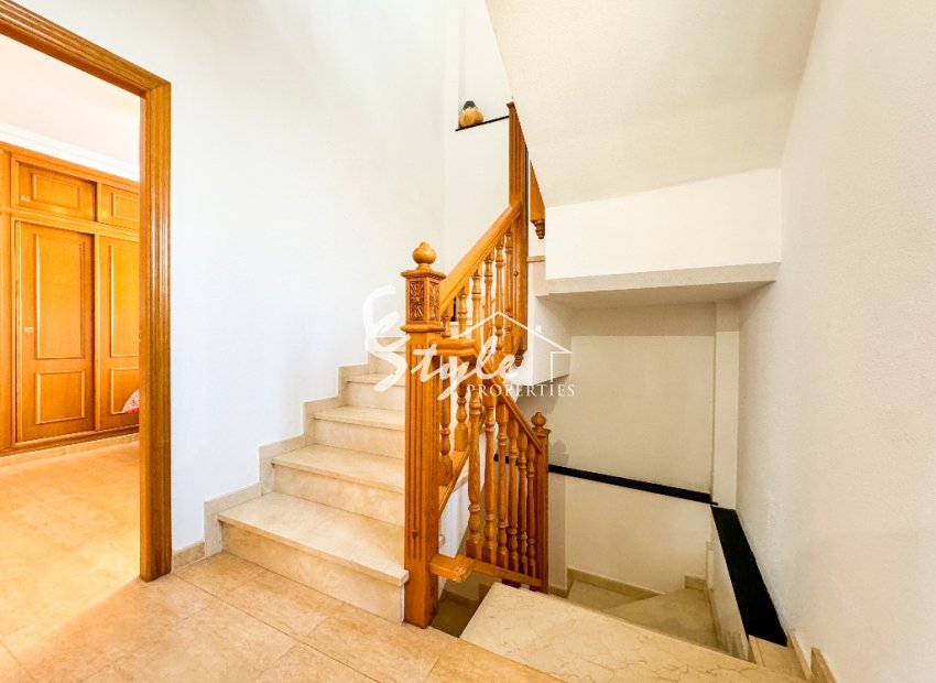 Resale - Villa - Punta Prima