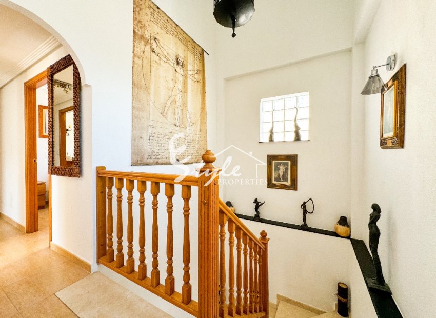 Resale - Villa - Punta Prima