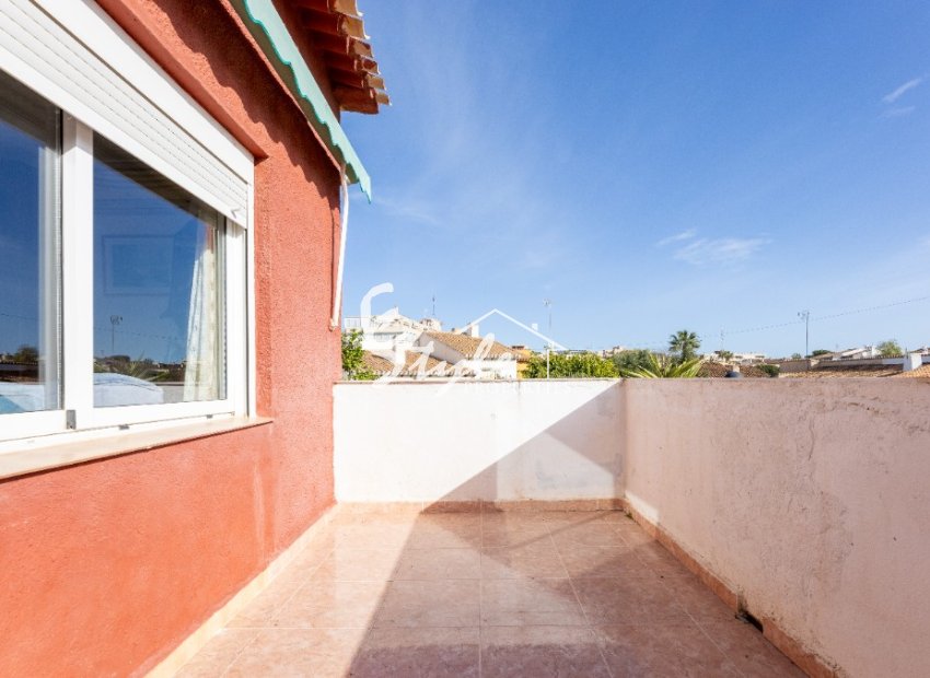 Resale - Villa - Punta Prima