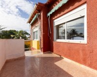 Resale - Villa - Punta Prima