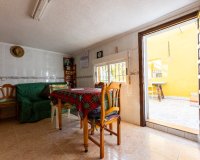 Resale - Villa - Punta Prima