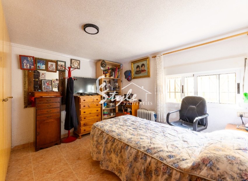 Resale - Villa - Punta Prima