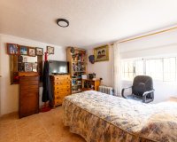 Resale - Villa - Punta Prima