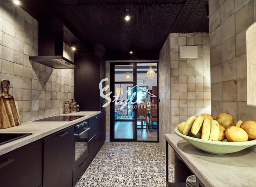 Resale - Villa - Punta Prima