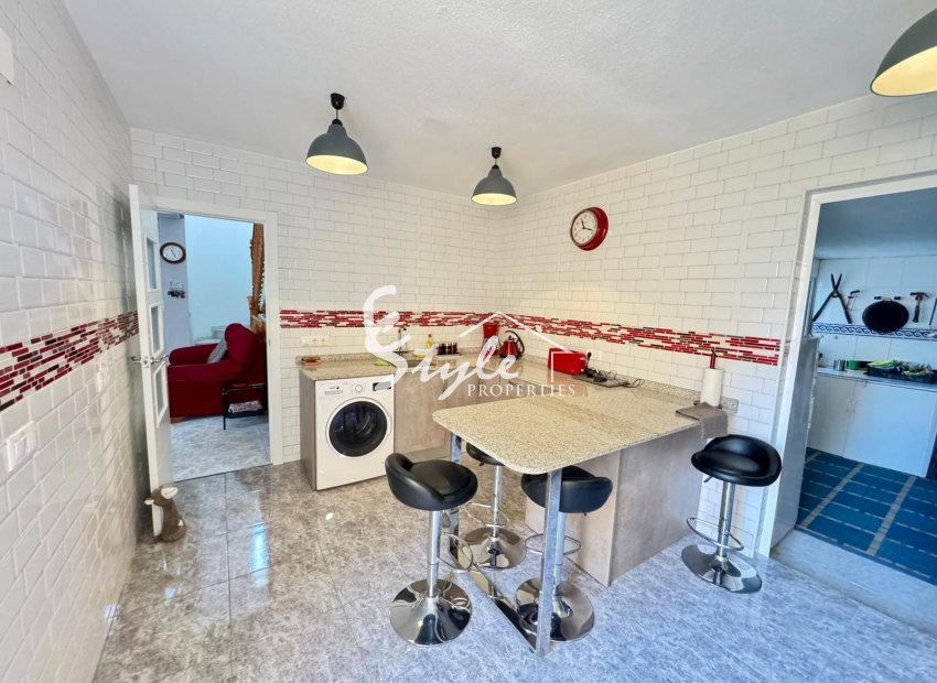 Resale - Villa - Punta Prima