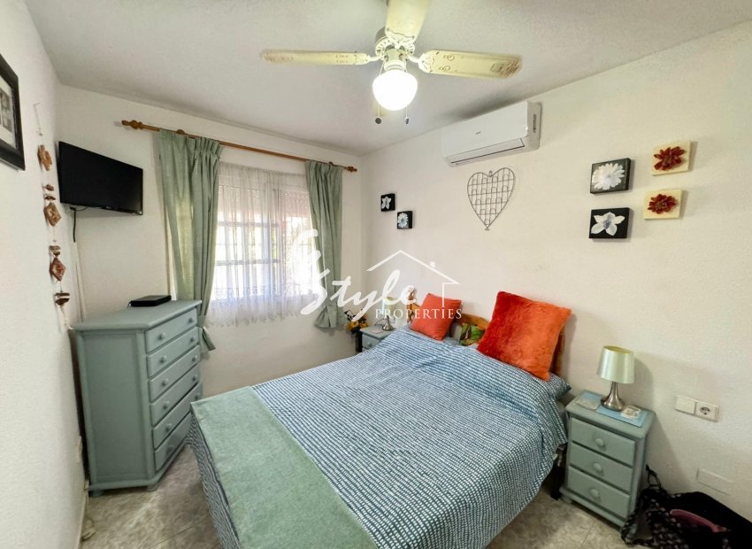 Resale - Villa - Punta Prima