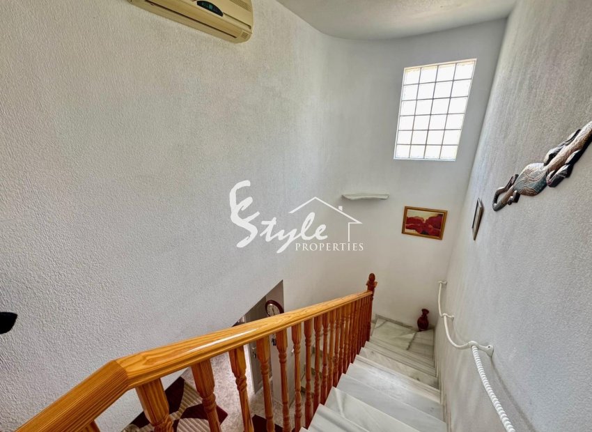 Resale - Villa - Punta Prima