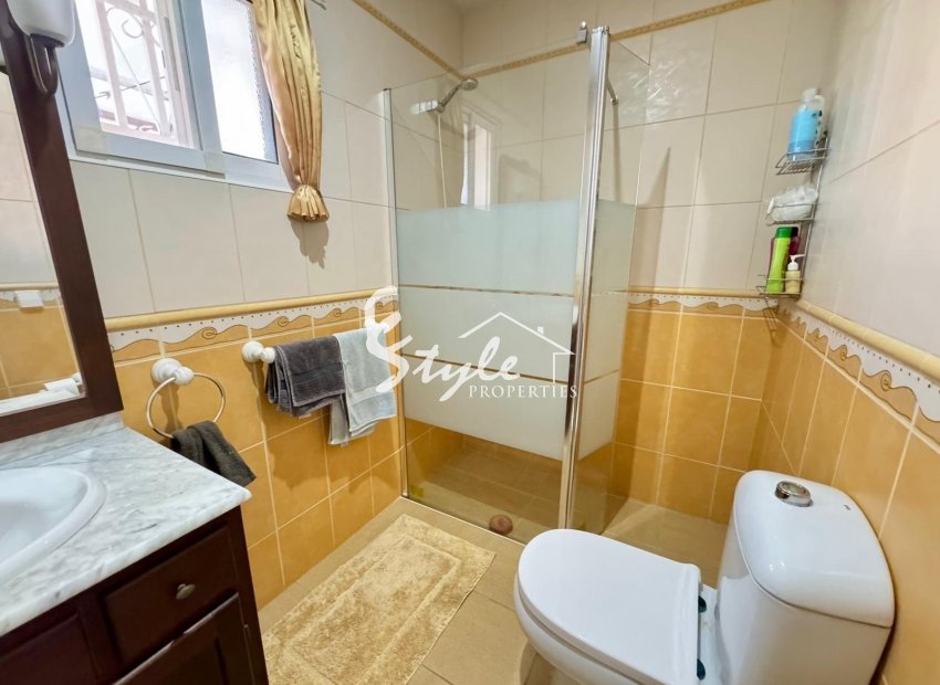 Resale - Villa - Punta Prima