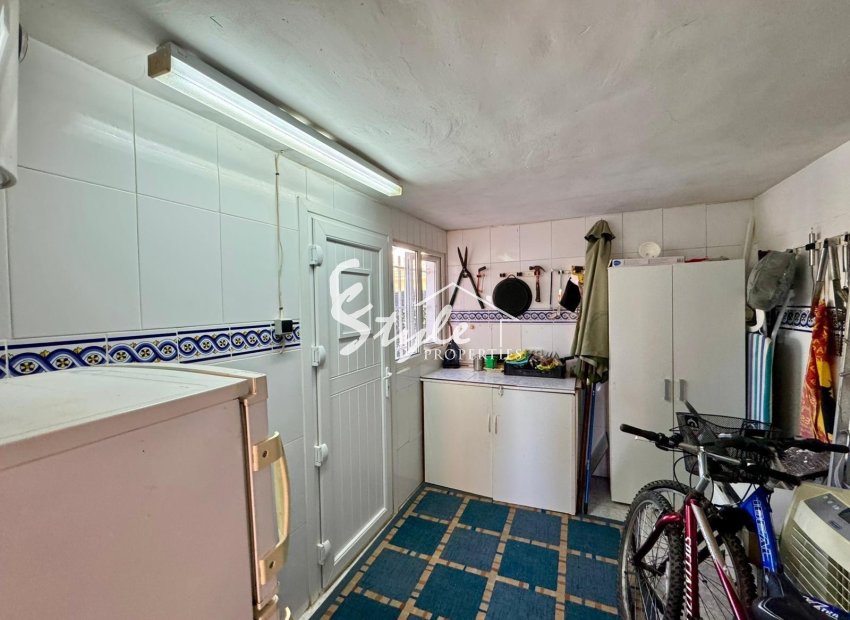 Resale - Villa - Punta Prima