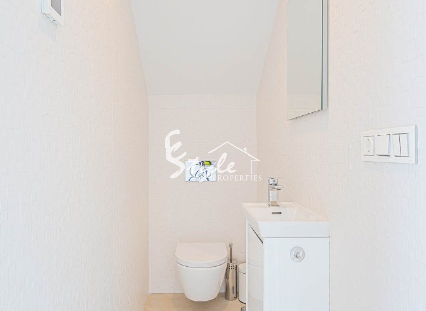 Resale - Villa - Punta Prima