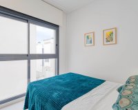Resale - Villa - Punta Prima