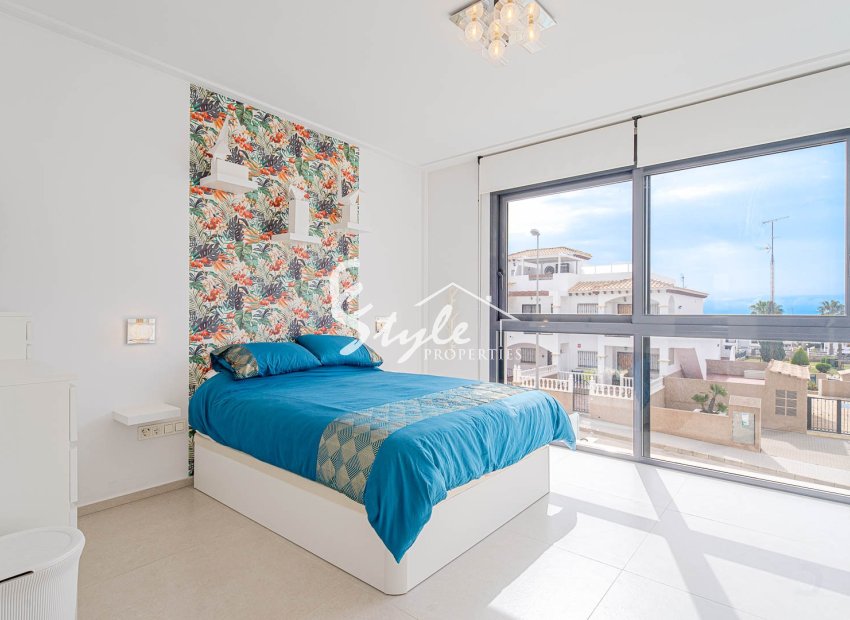 Resale - Villa - Punta Prima