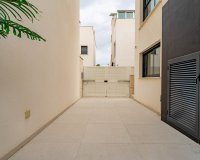 Resale - Villa - Punta Prima