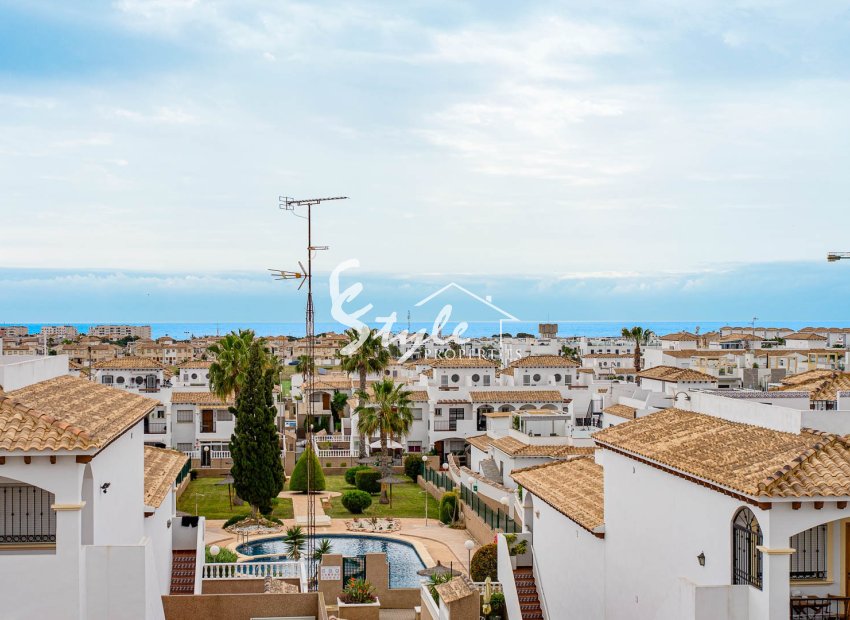 Resale - Villa - Punta Prima
