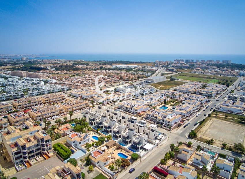 Resale - Villa - Punta Prima