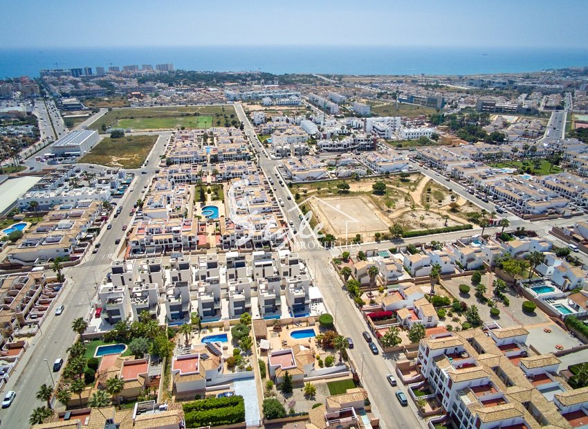Resale - Villa - Punta Prima