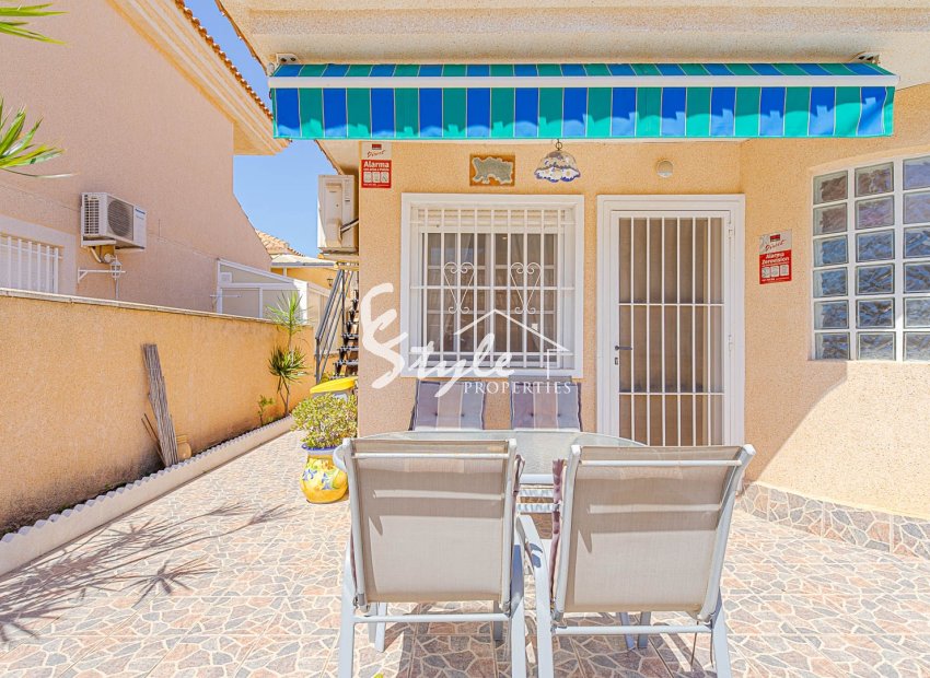 Resale - Villa - Punta Prima