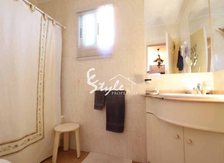 Resale - Villa - Punta Prima