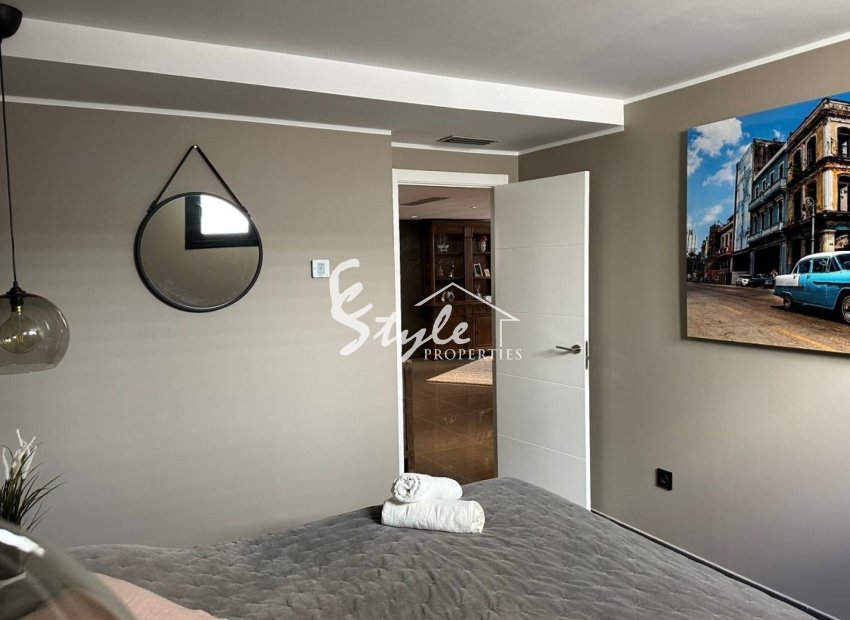 Resale - Villa - San Fulgencio - La Marina